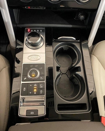 Land Rover Discovery cena 134900 przebieg: 105442, rok produkcji 2017 z Poznań małe 254